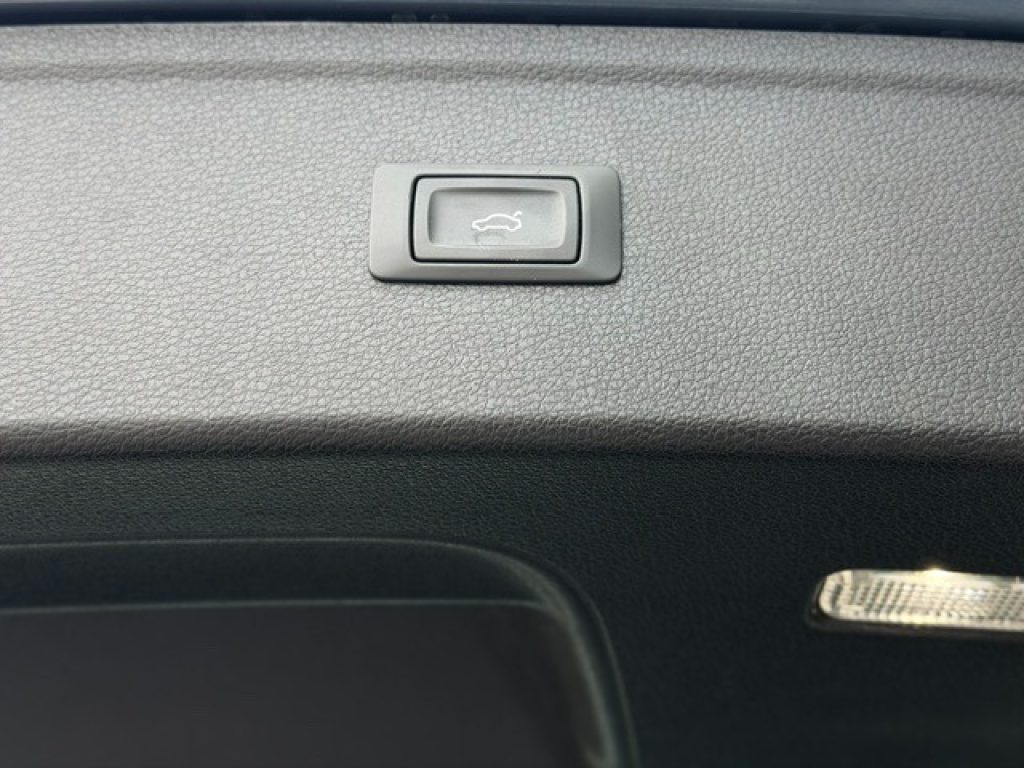 Clicca per ingrandire Q5 - 2.0 TDI 190 CV quattro S tronic Sport