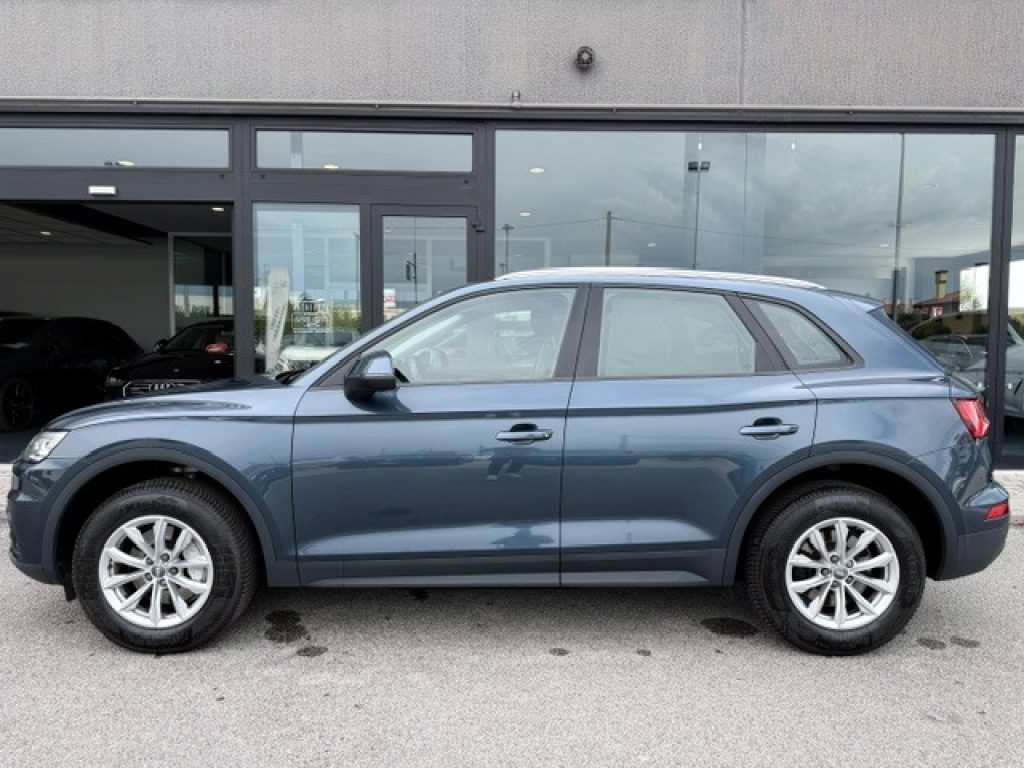 Clicca per ingrandire Q5 - 2.0 TDI 190 CV quattro S tronic Sport