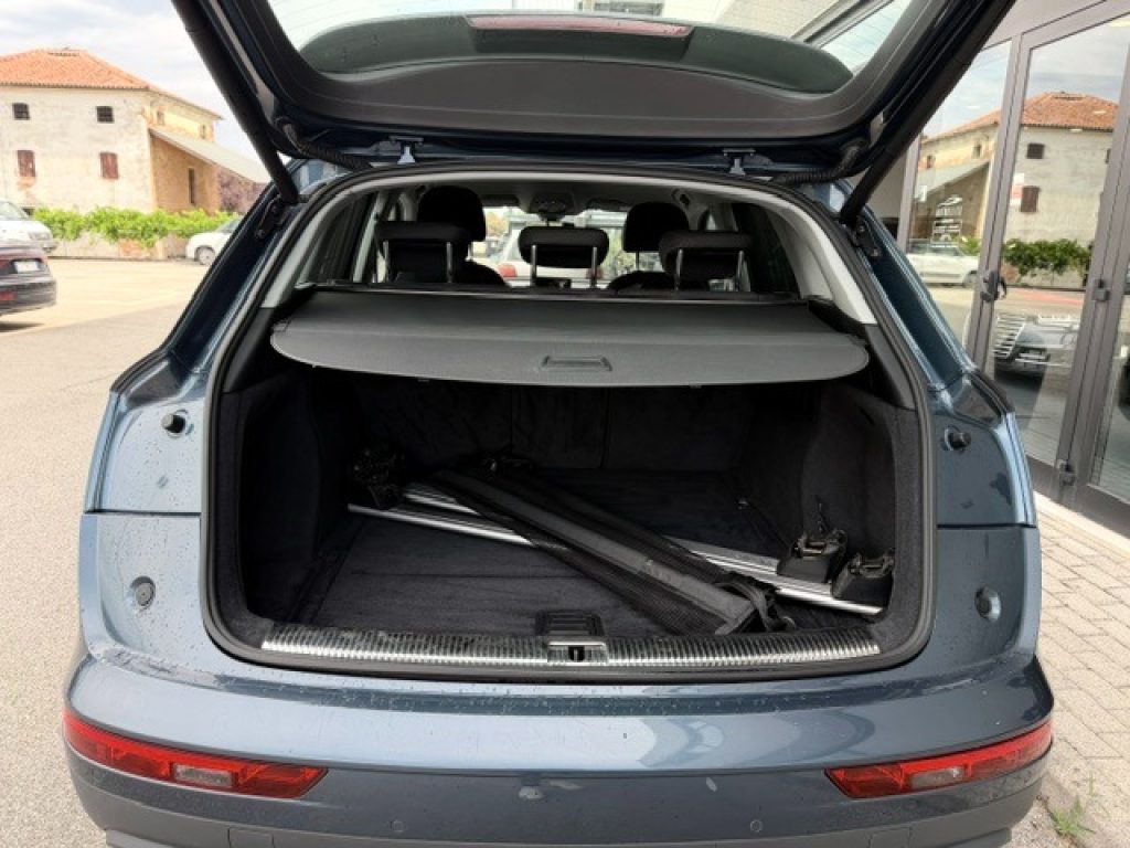 Clicca per ingrandire Q5 - 2.0 TDI 190 CV quattro S tronic Sport