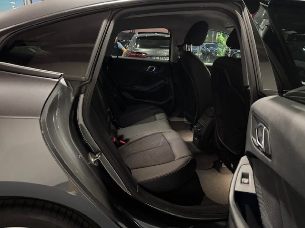Clicca per ingrandire 216 - d Gran Coupé Sport aut.