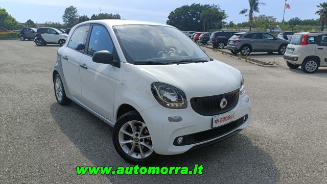 SMART ForFour Bianco pastello