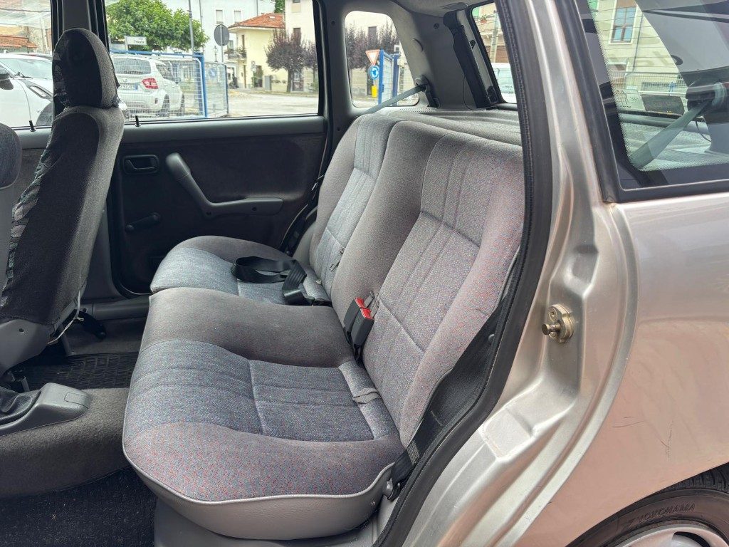 FIAT Punto 1ª serie SX NELLO TSTATO IN CUI SI TROVA - 10