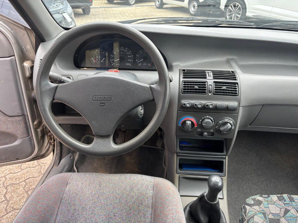 FIAT Punto 1ª serie SX NELLO TSTATO IN CUI SI TROVA - 11