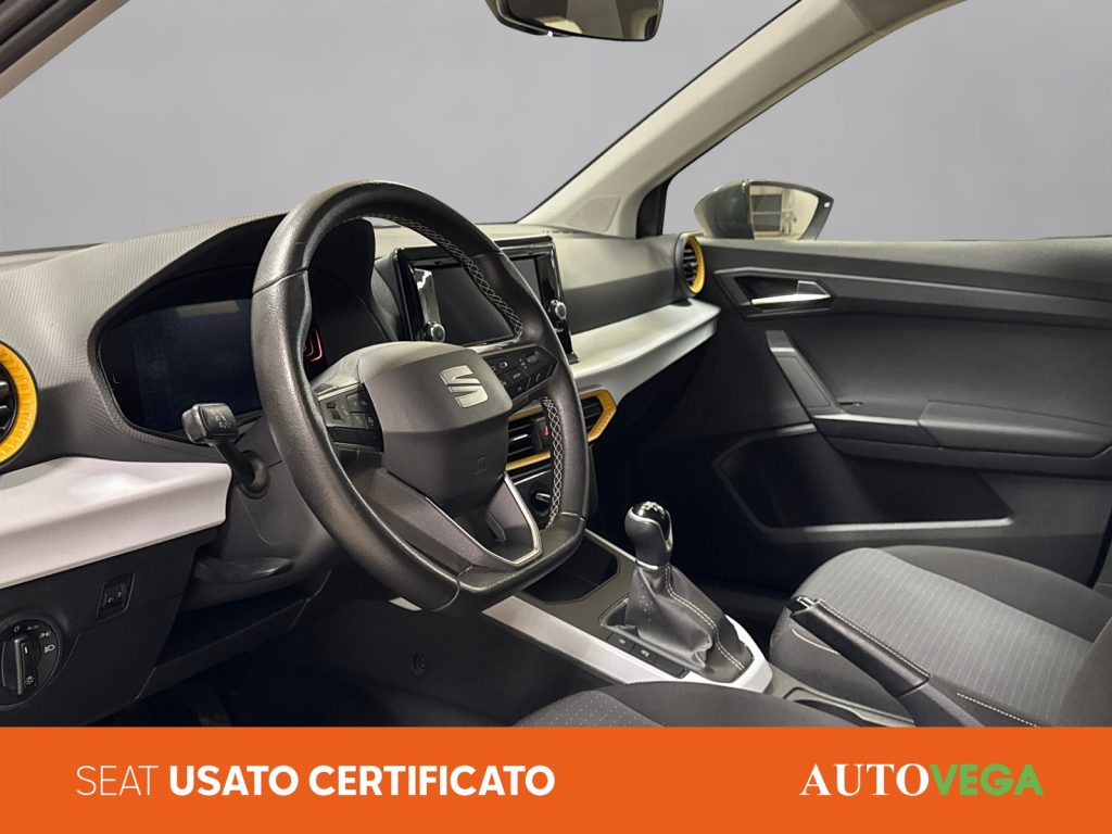 SEAT Arona 1.0 ecotsi style 95cv - 7