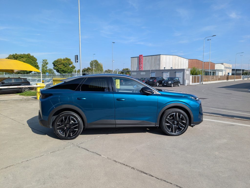 PEUGEOT 3008 Hybrid 145 e-DCS6 Allure Aziendale Garanzia->07/29 - 4
