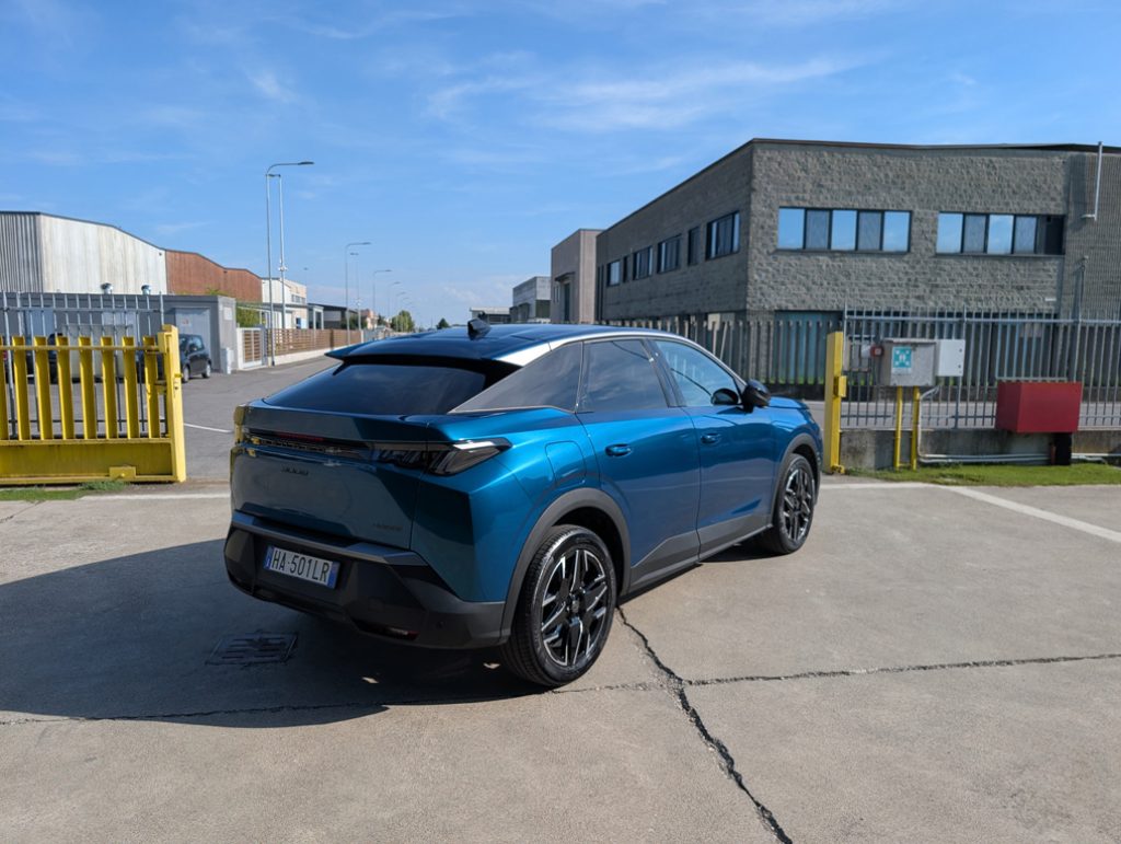 PEUGEOT 3008 Hybrid 145 e-DCS6 Allure Aziendale Garanzia->07/29 - 5