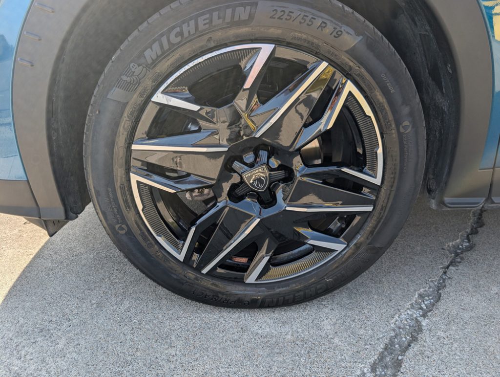 PEUGEOT 3008 Hybrid 145 e-DCS6 Allure Aziendale Garanzia->07/29 - 8