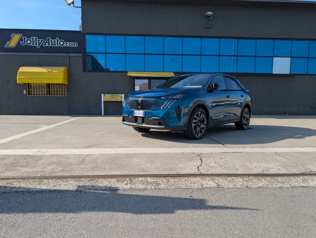 PEUGEOT 3008 Hybrid 145 e-DCS6 Allure Aziendale Garanzia->07/29 - 20