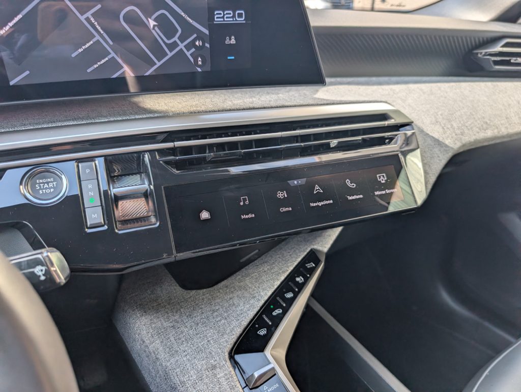 PEUGEOT 3008 Hybrid 145 e-DCS6 Allure Aziendale Garanzia->07/29 - 28