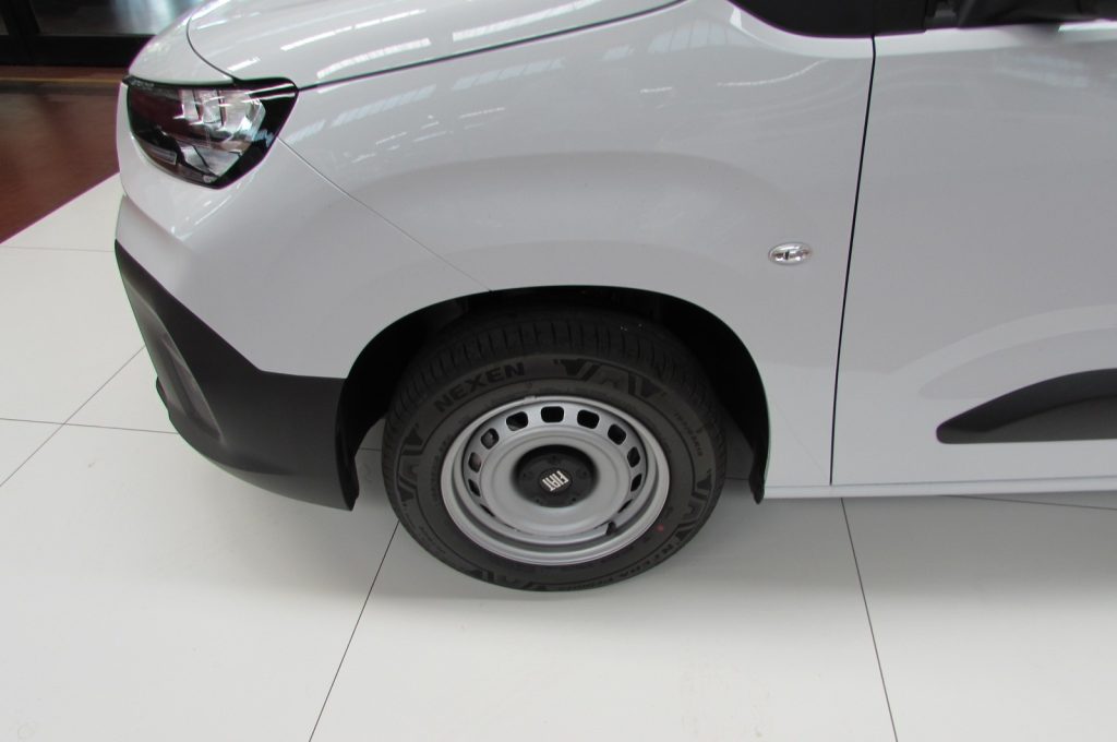 FIAT Doblo Doblò 1.5 BlueHdi 130CV PC-TN Van KMZERO - 6