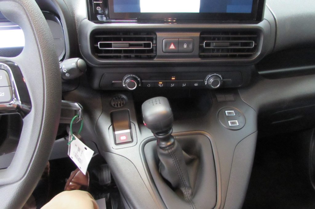 FIAT Doblo Doblò 1.5 BlueHdi 130CV PC-TN Van KMZERO - 11