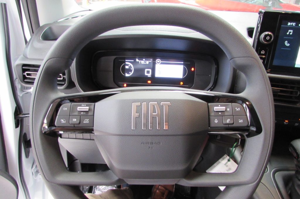 FIAT Doblo Doblò 1.5 BlueHdi 130CV PC-TN Van KMZERO - 12