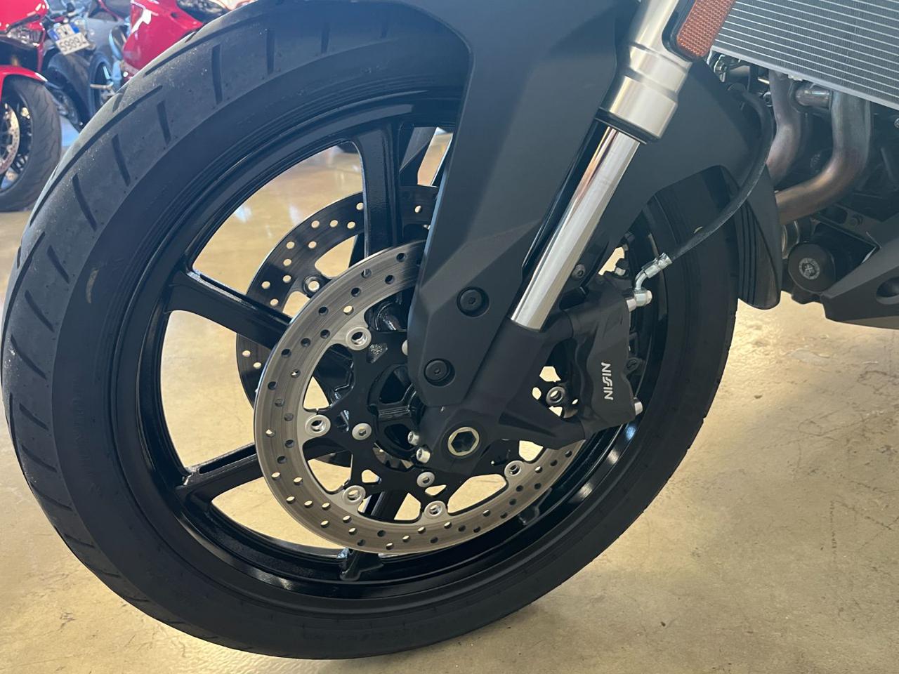SUZUKI V-Strom 800DE DL - 3