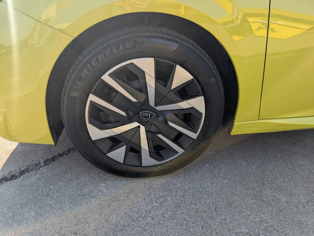 PEUGEOT 208 1.2 75CV S&S 5p Active Aziendale OK NEOPATENTATI - 10
