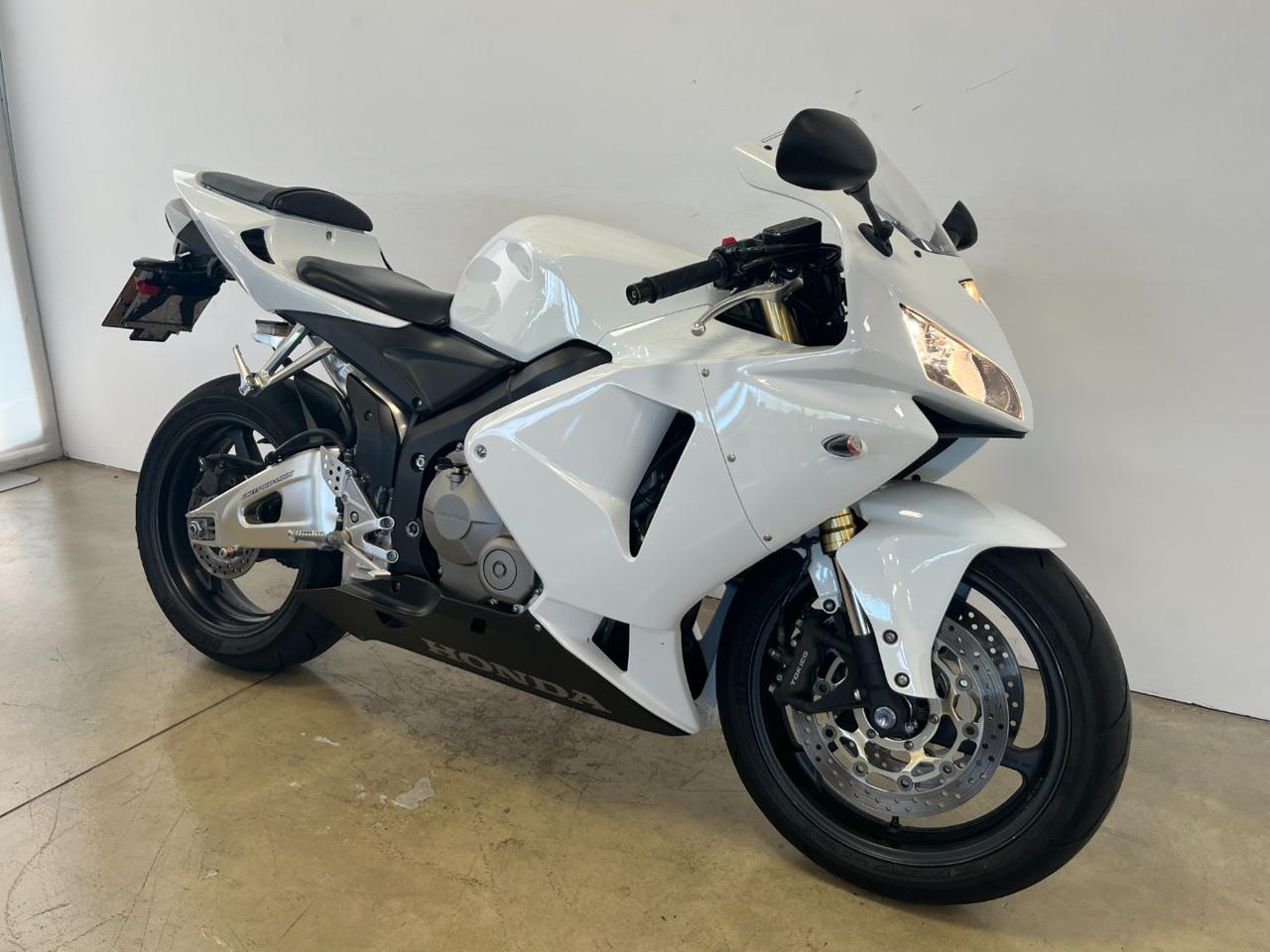 HONDA CBR 600 RR RR - 2