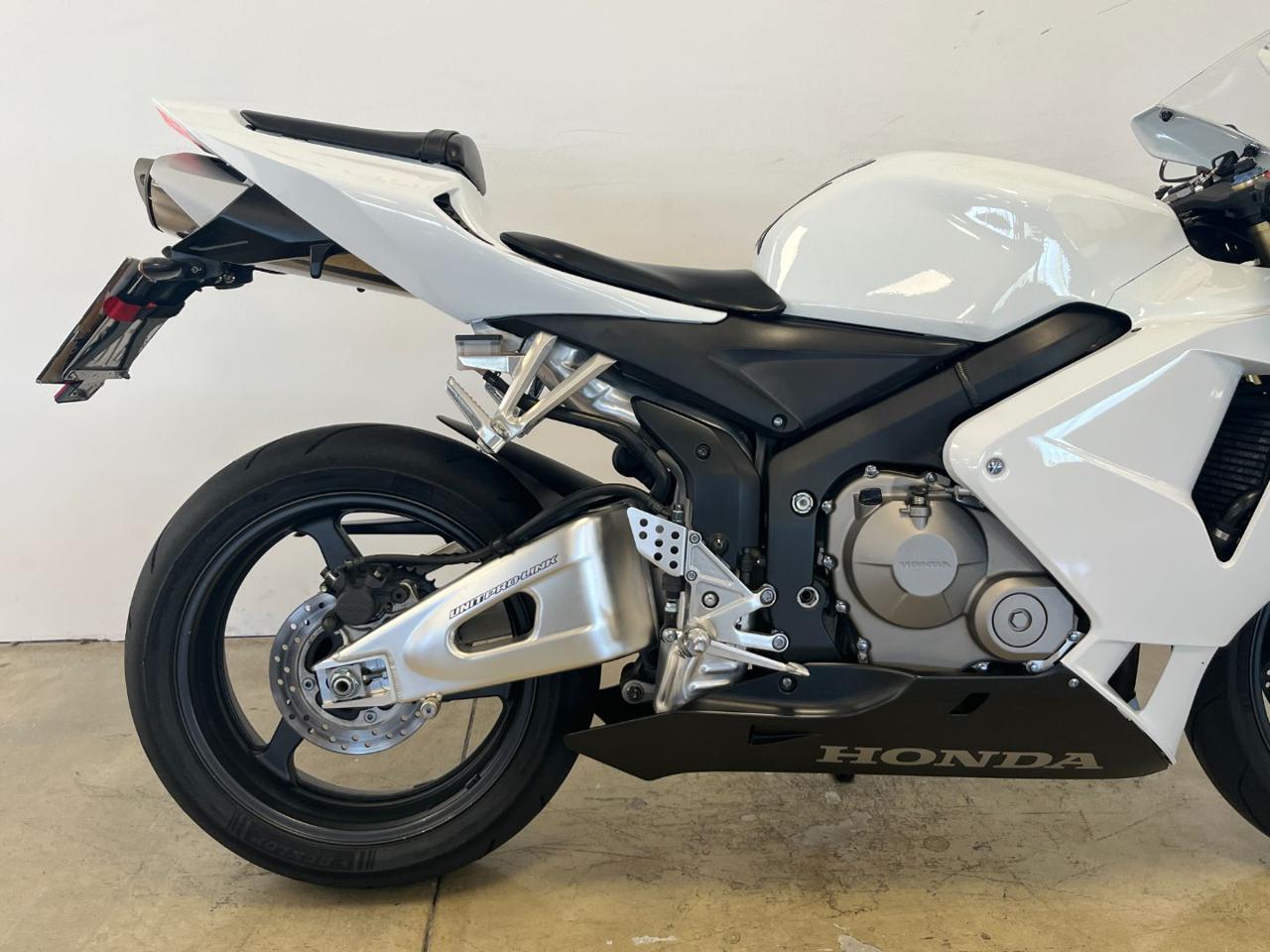 HONDA CBR 600 RR RR - 6