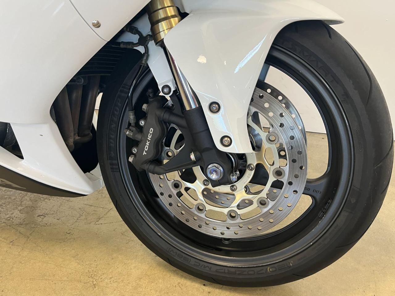 HONDA CBR 600 RR RR - 4
