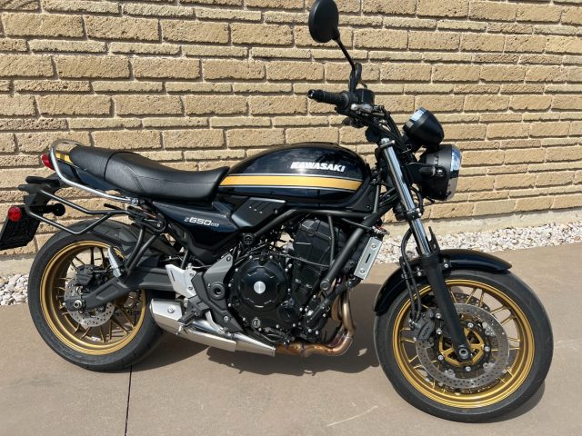 KAWASAKI Z 650 Nero pastello