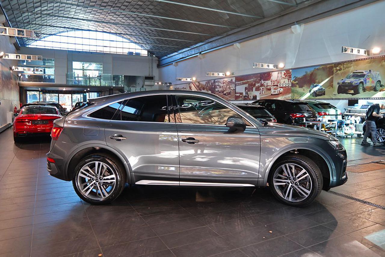 AUDI Q5 40 TDI Sportback Quattro S-Tronic S-Line Plus - 10