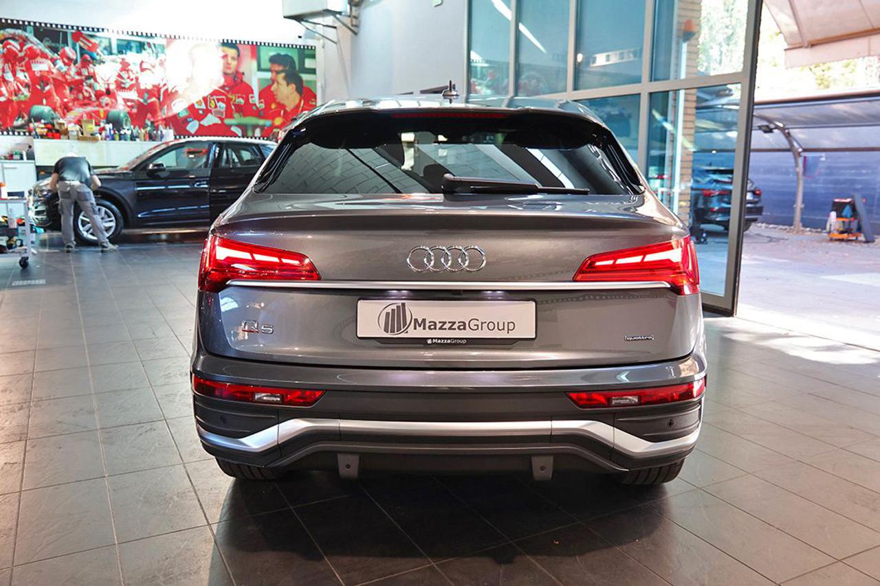 AUDI Q5 40 TDI Sportback Quattro S-Tronic S-Line Plus - 8