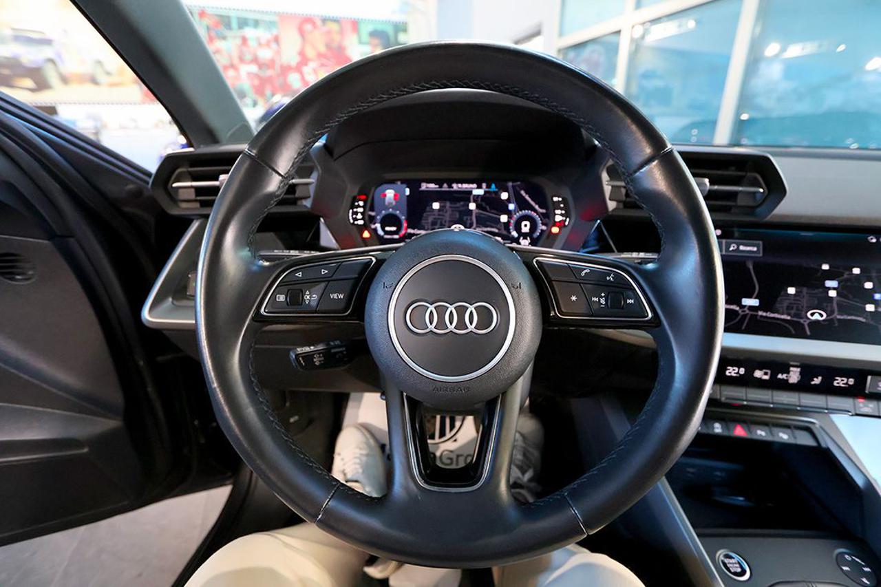 AUDI A3 30 TFSI Sportback Business Advanced - 20