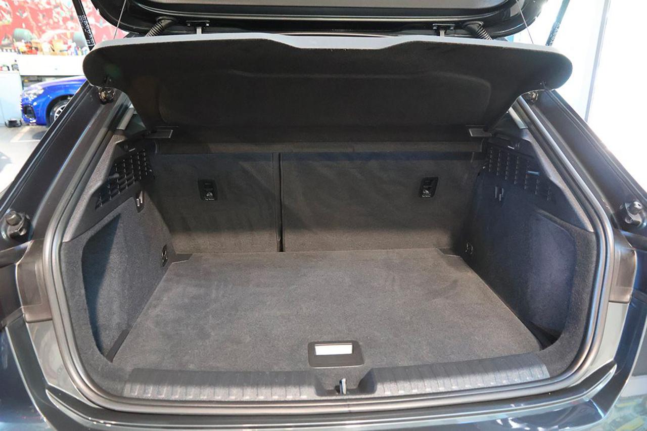 AUDI A3 30 TFSI Sportback Business Advanced - 12