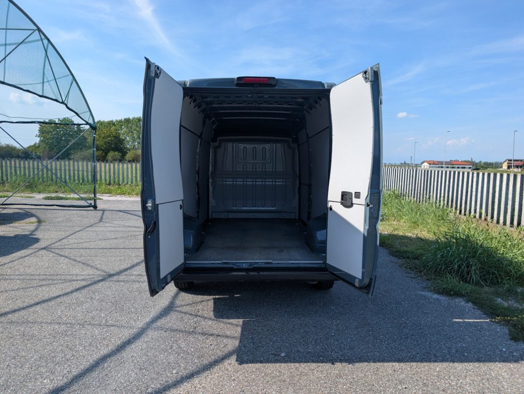 FIAT Ducato 33 2.2 Mjt 140CV L H2 Furgone - 19