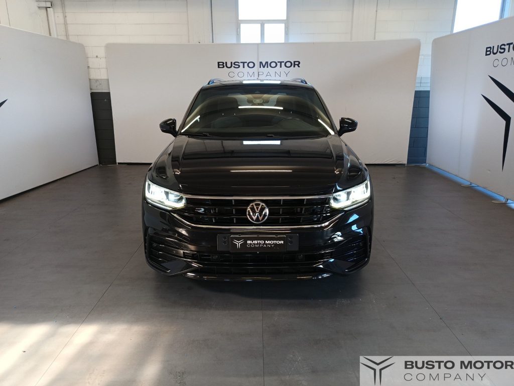 VOLKSWAGEN Tiguan Tiguan 2.0 tdi R-Line 150cv dsg - 2