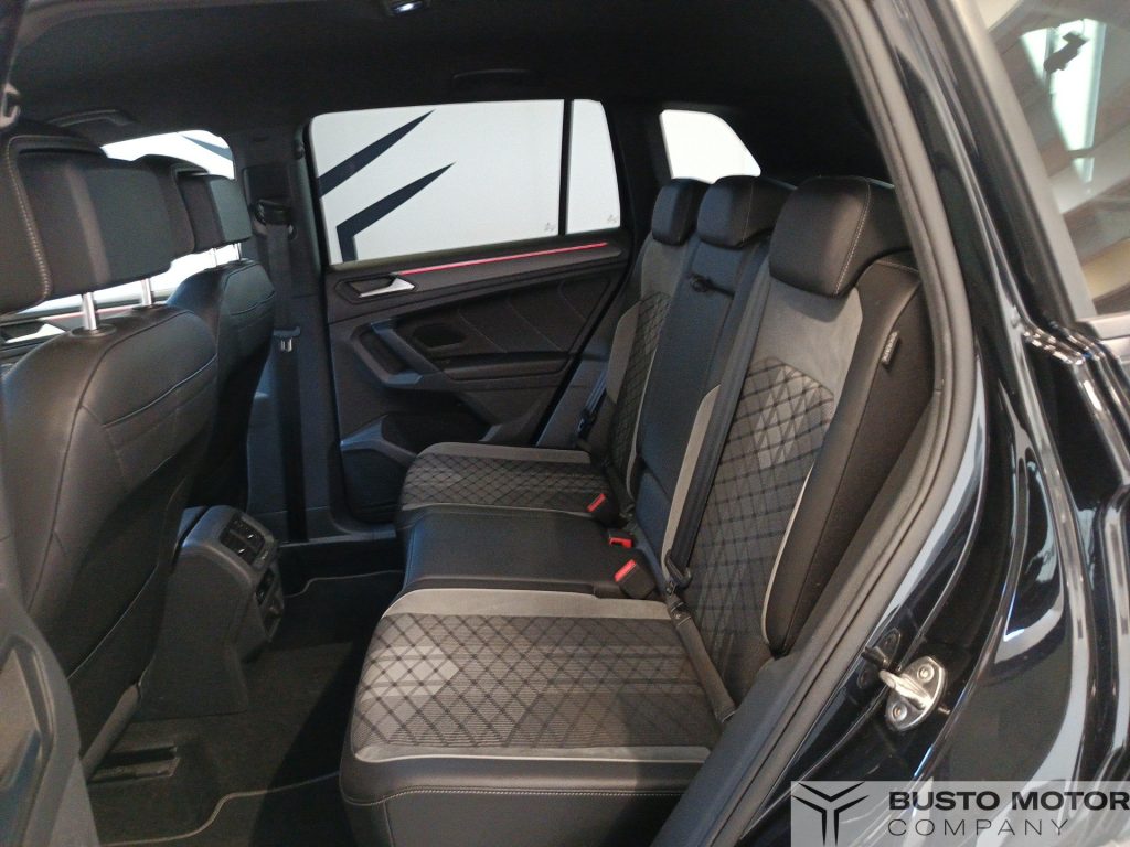 VOLKSWAGEN Tiguan Tiguan 2.0 tdi R-Line 150cv dsg - 9