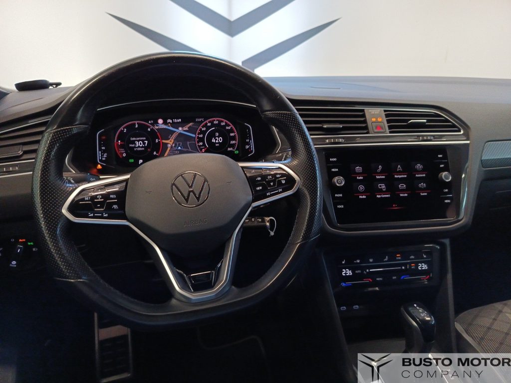 VOLKSWAGEN Tiguan Tiguan 2.0 tdi R-Line 150cv dsg - 11