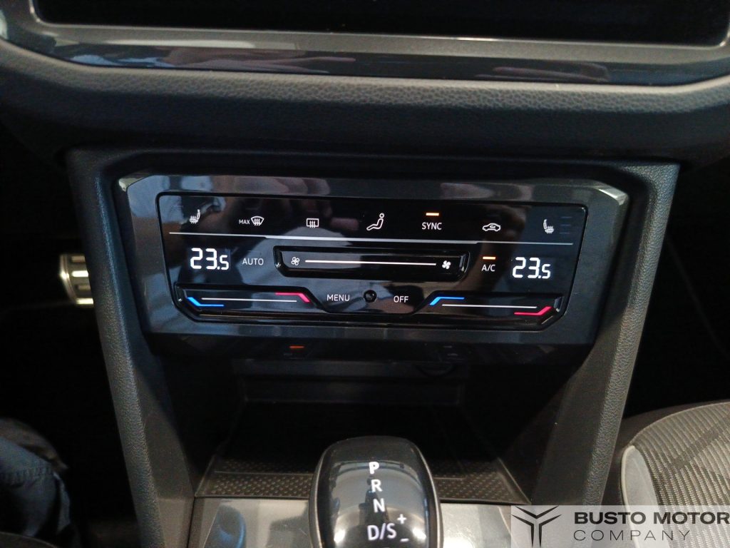 VOLKSWAGEN Tiguan Tiguan 2.0 tdi R-Line 150cv dsg - 14