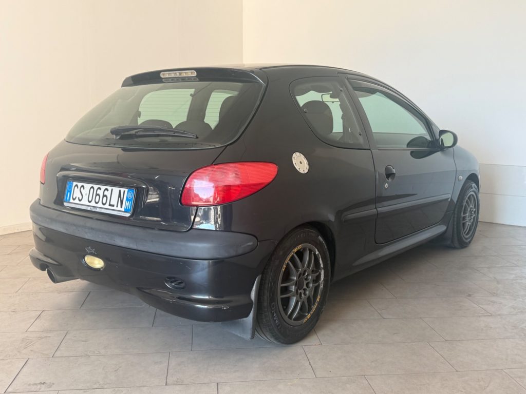 PEUGEOT 206 1.1 3p. XT - 5
