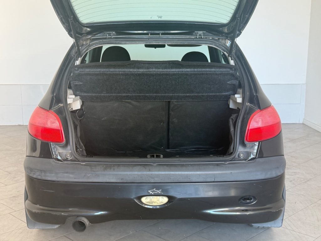 PEUGEOT 206 1.1 3p. XT - 7