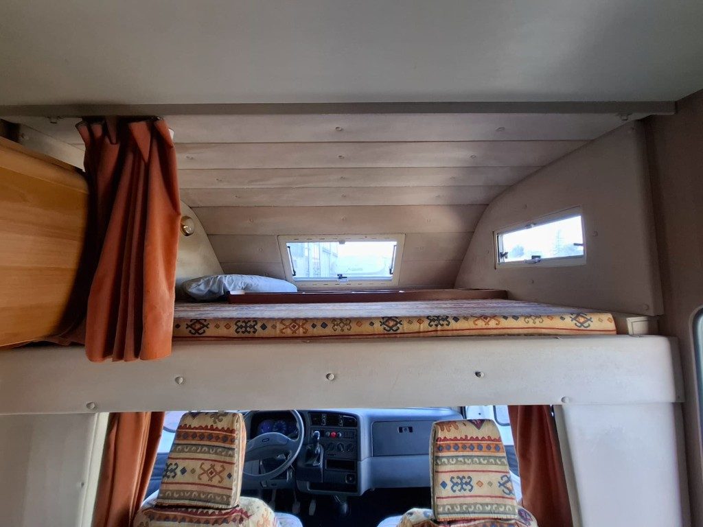 AMERICA 403 CON PORTAUTTO E 2 DINETTE