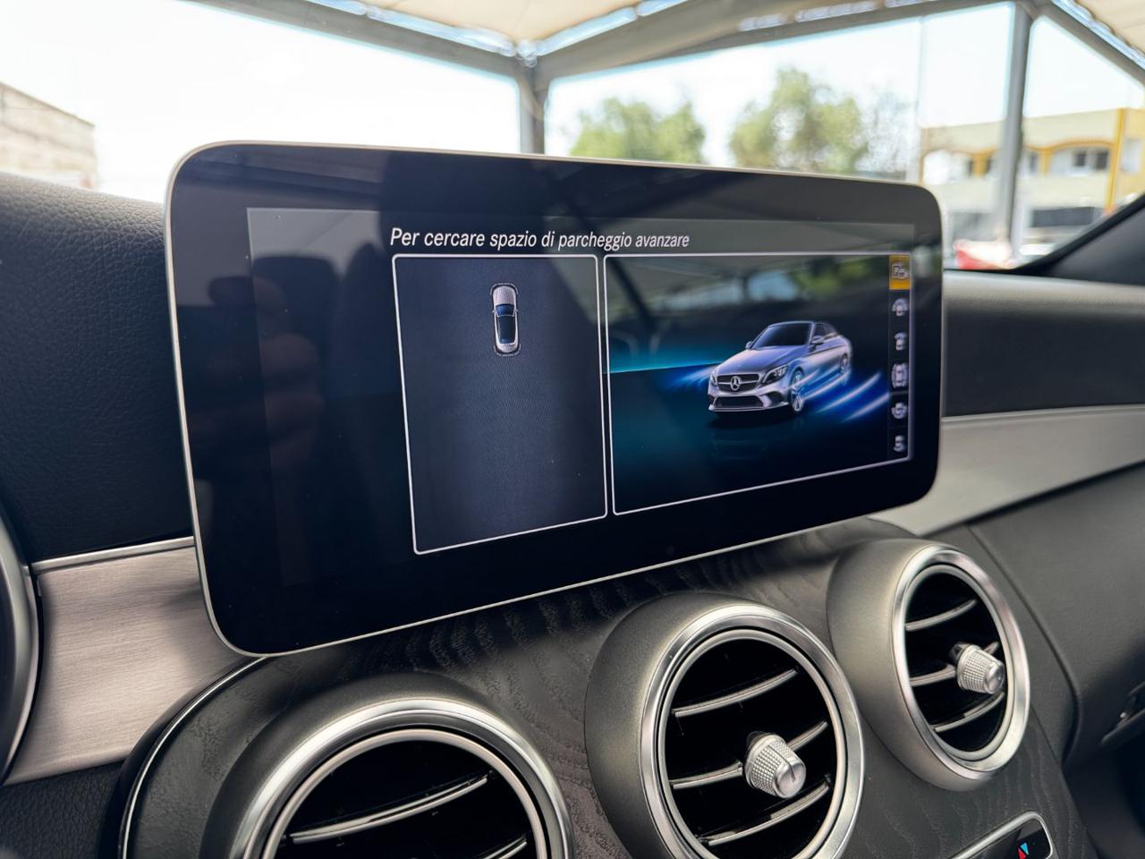 MERCEDES-BENZ C 220 d Auto Cabrio Premium AMG - 1 prop./ FULL - 31