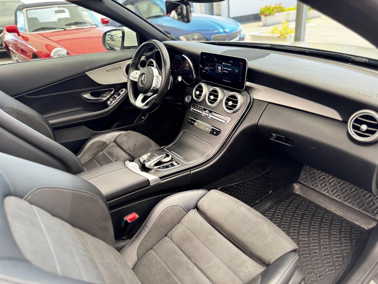 MERCEDES-BENZ C 220 d Auto Cabrio Premium AMG - 1 prop./ FULL - 9