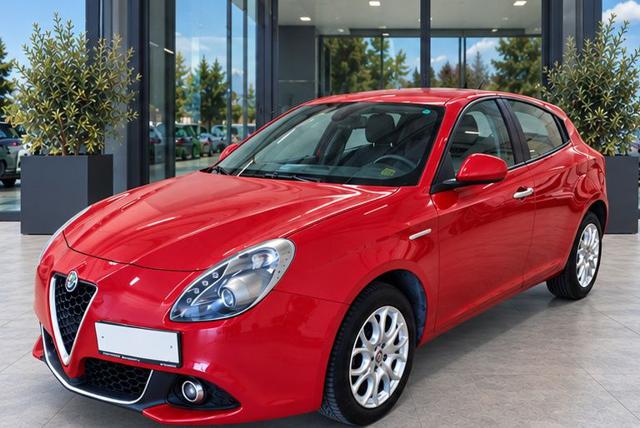 ALFA ROMEO Giulietta Rosso pastello