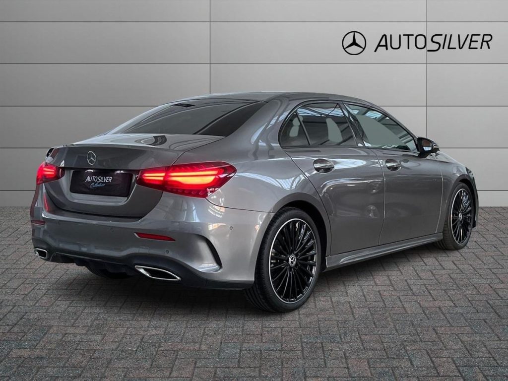 MERCEDES-BENZ A 180 d Automatic Sedan AMG Line Advanced Plus - 2