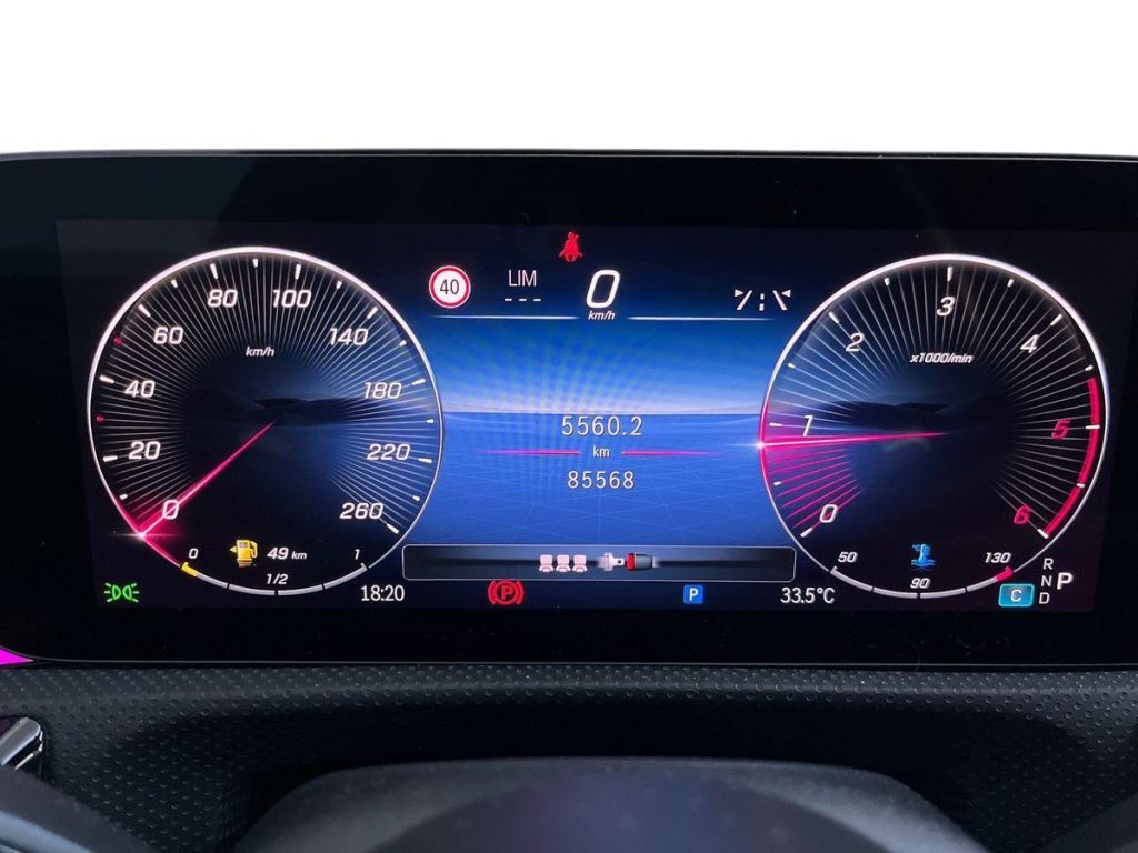 MERCEDES-BENZ A 180 d Automatic Sedan AMG Line Advanced Plus - 8