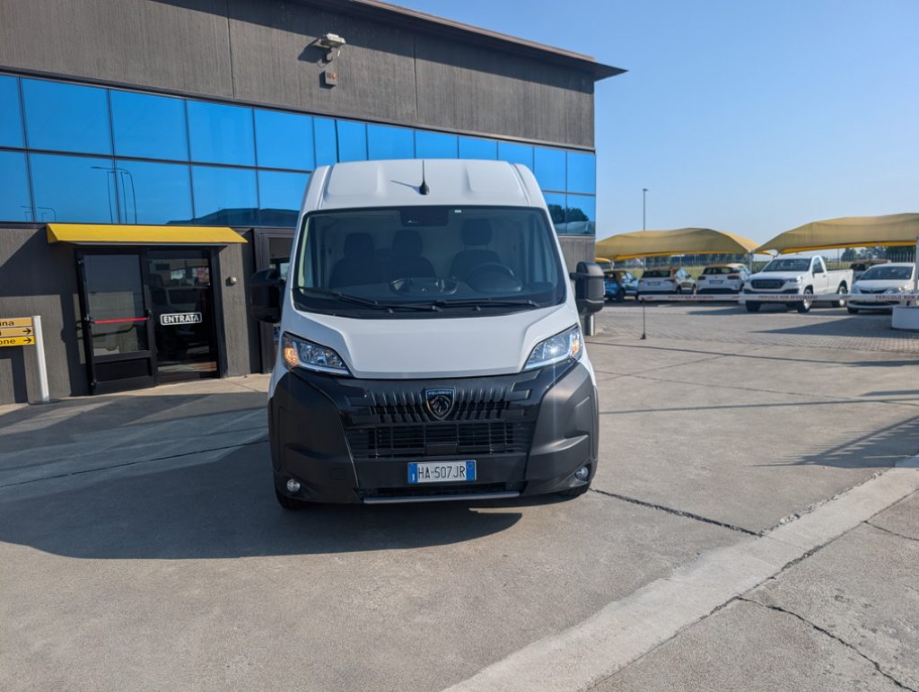 PEUGEOT Boxer 335 2.2 BlueHDi 140 S&S PM-TM L2H2 Furgone - 2