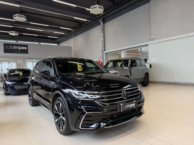 VOLKSWAGEN Tiguan Nero metallizzato