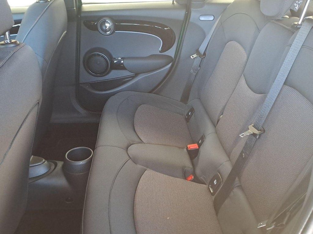 MINI Cooper 1.5 Cooper Camden Pacchetto Premium 5 porte Aut. - 11