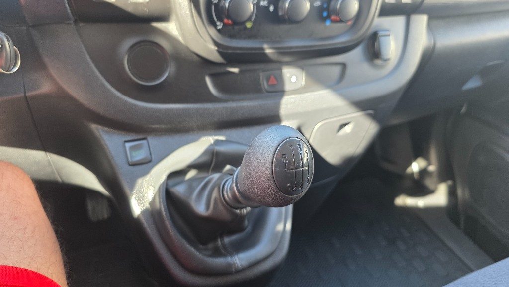 OPEL Vivaro 29 1.6 BiTurbo S&S PL-TN 9posti L2H1 - 15