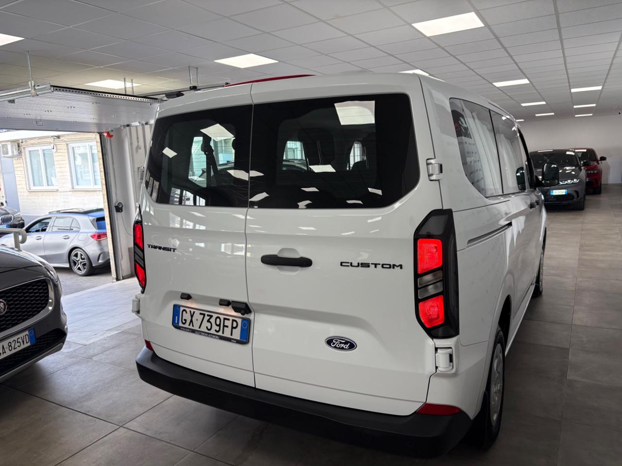 FORD Transit Custom 320 2.0 EcoBlue 136CVCombi 9 POSTI €24900+IVA - 6