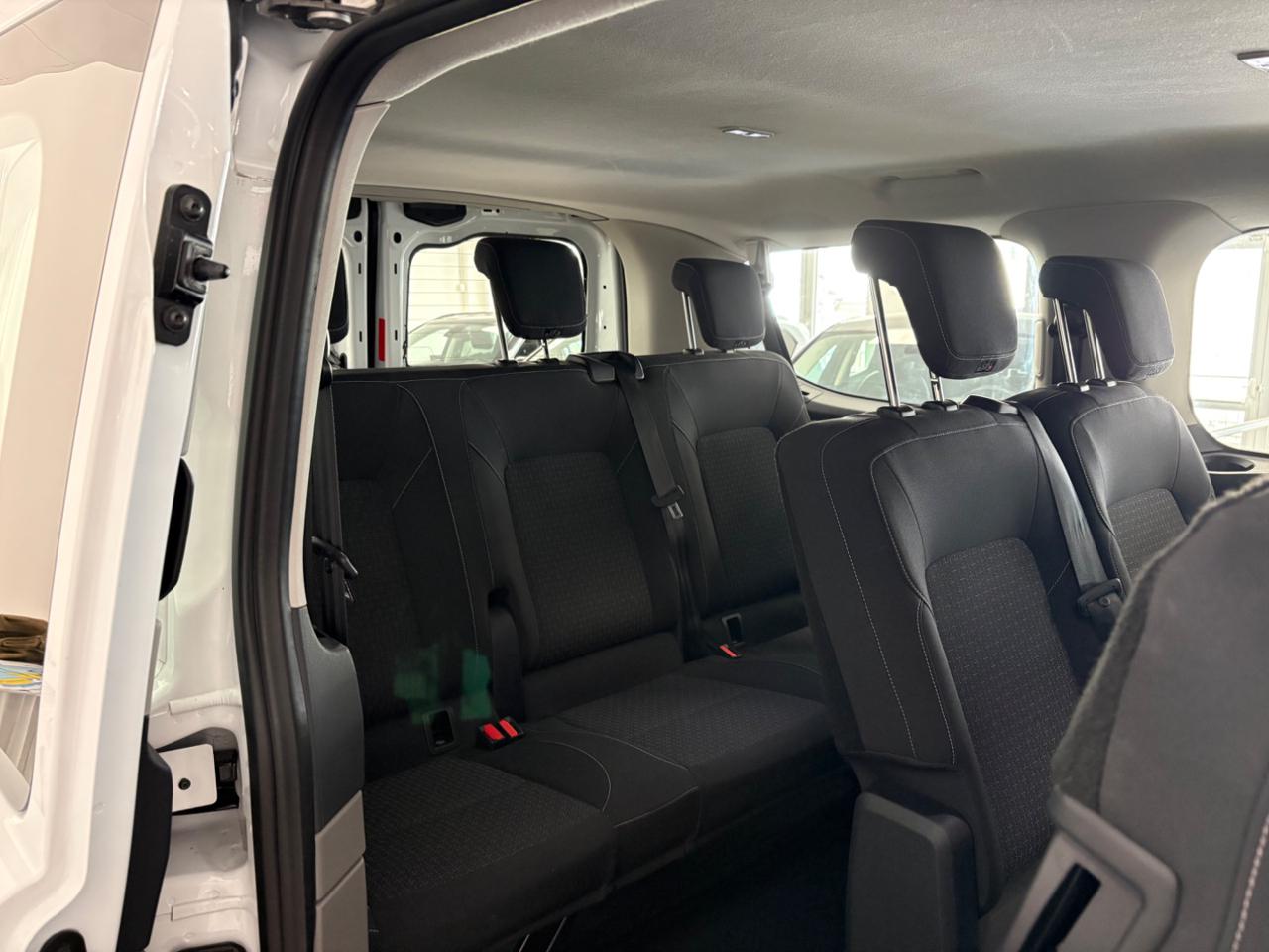 FORD Transit Custom 320 2.0 EcoBlue 136CVCombi 9 POSTI €24900+IVA - 8
