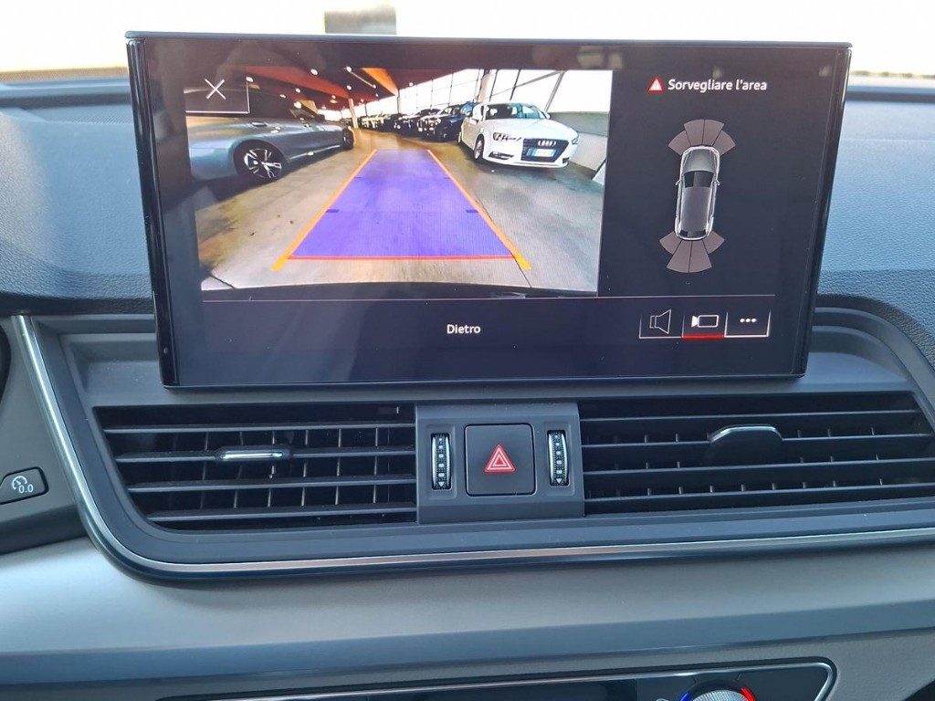 AUDI Q5 40 TDI 204 CV quattro S tronic - 11