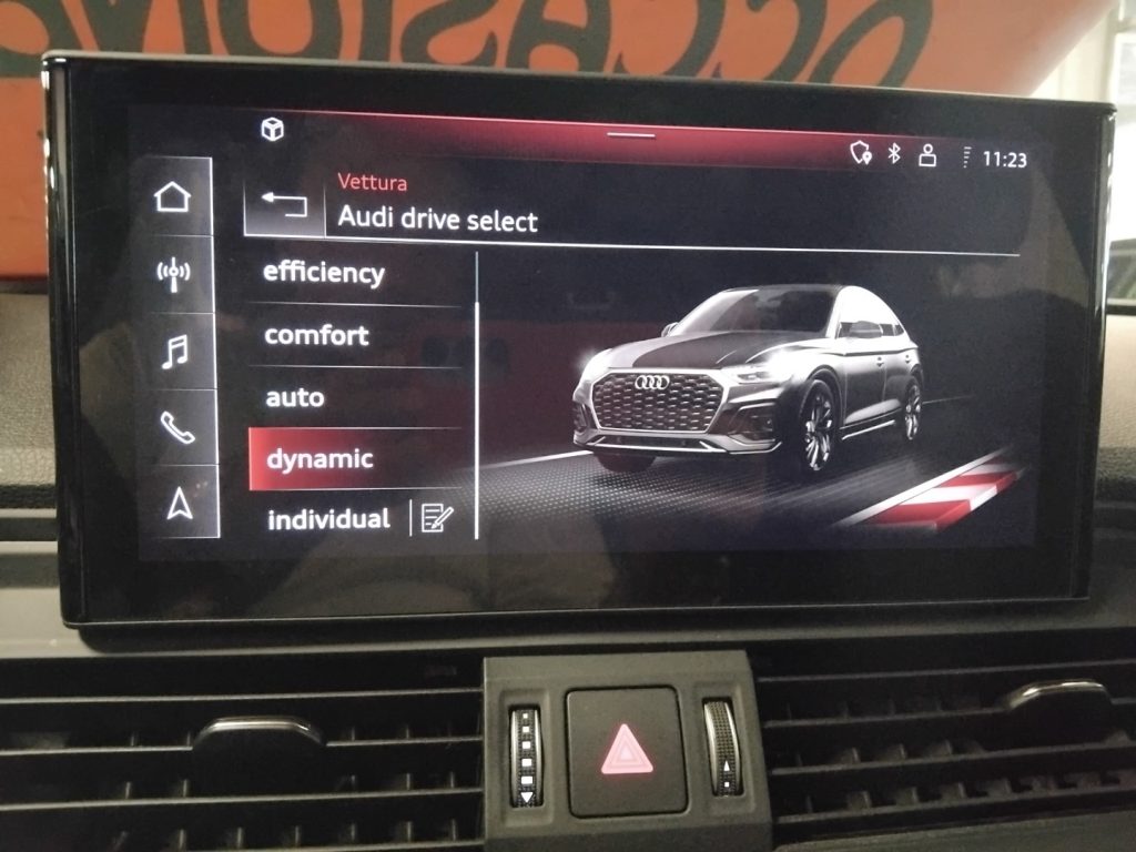 AUDI Q5 SPORTBACK 40 TDI quattro S tronic S line MHEV - 27