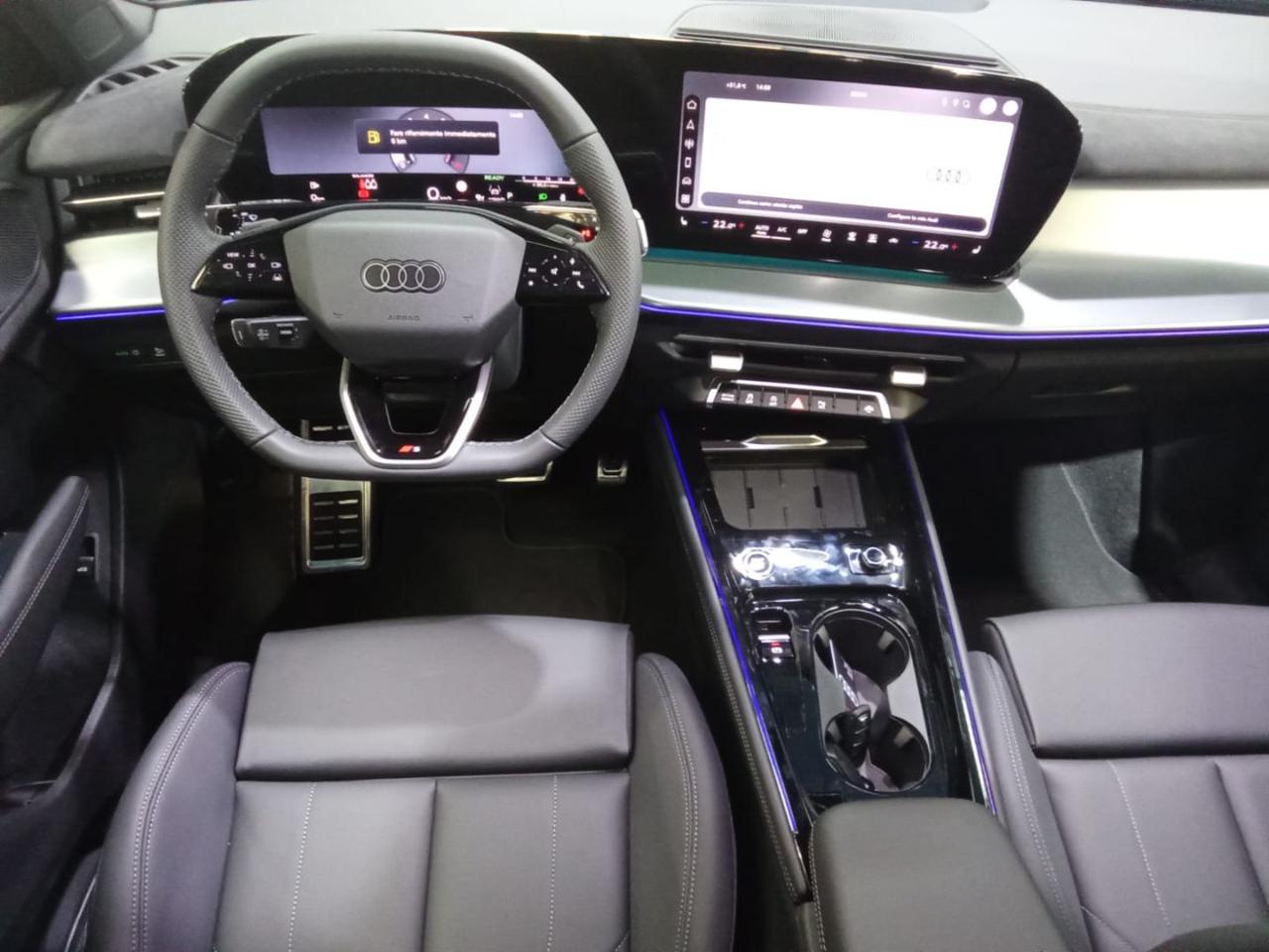 AUDI Q3 TFSI 150 kW quattro S tr S Line Full Opt - 13