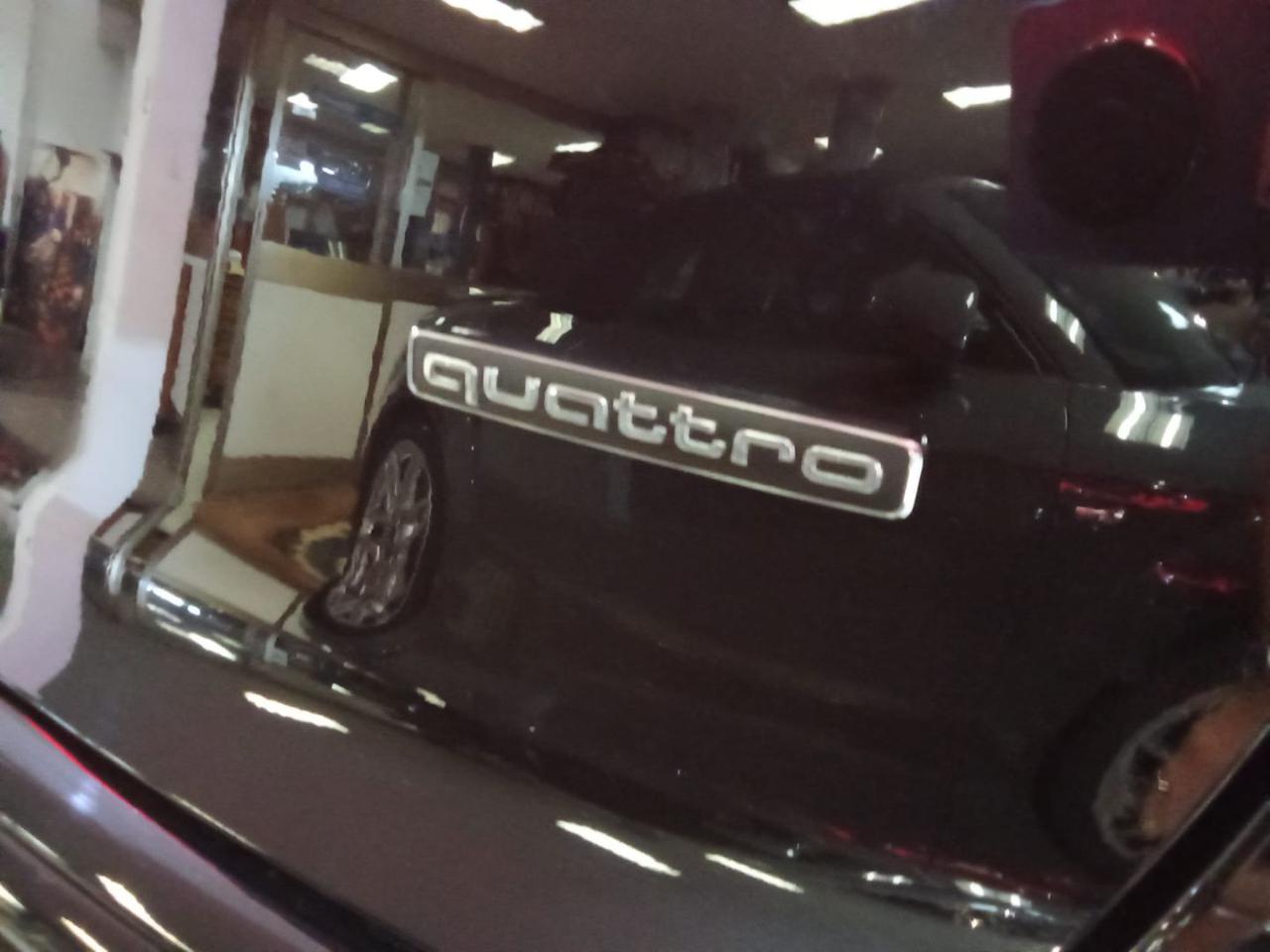 AUDI Q3 TFSI 150 kW quattro S tr S Line Full Opt - 9