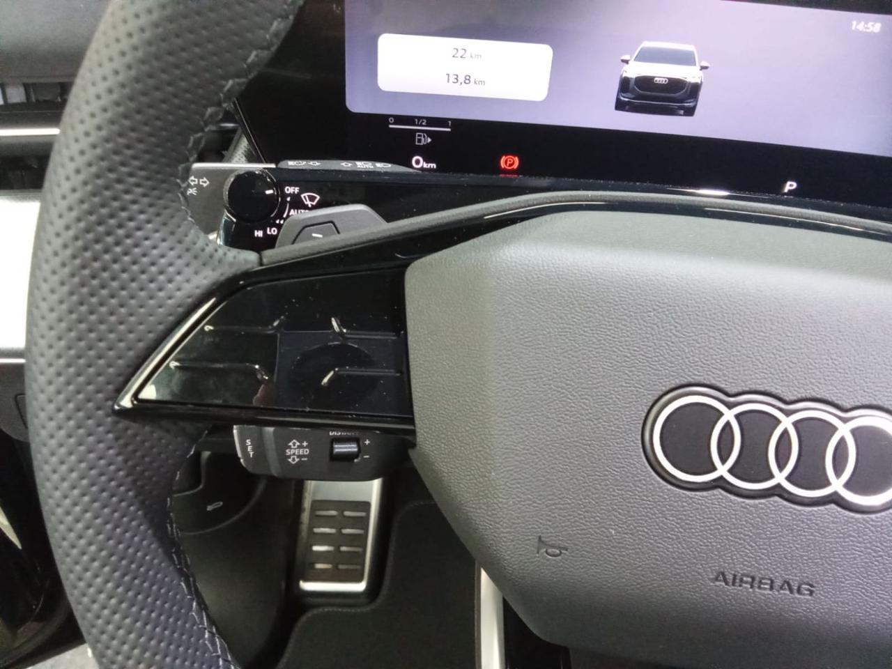 AUDI Q3 TFSI 150 kW quattro S tr S Line Full Opt - 16